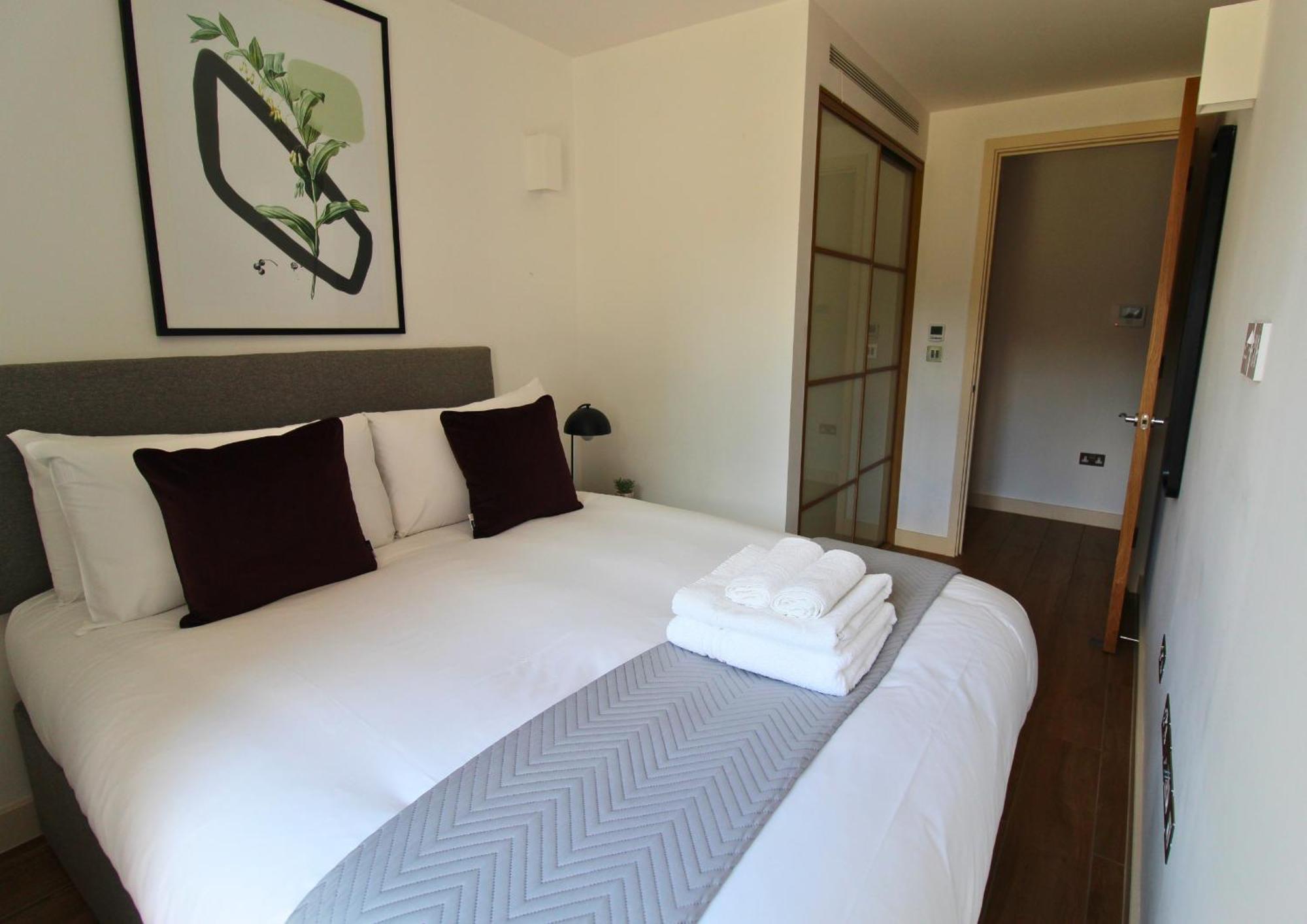 Kew Bridge By Viridian Apartments Exterior foto